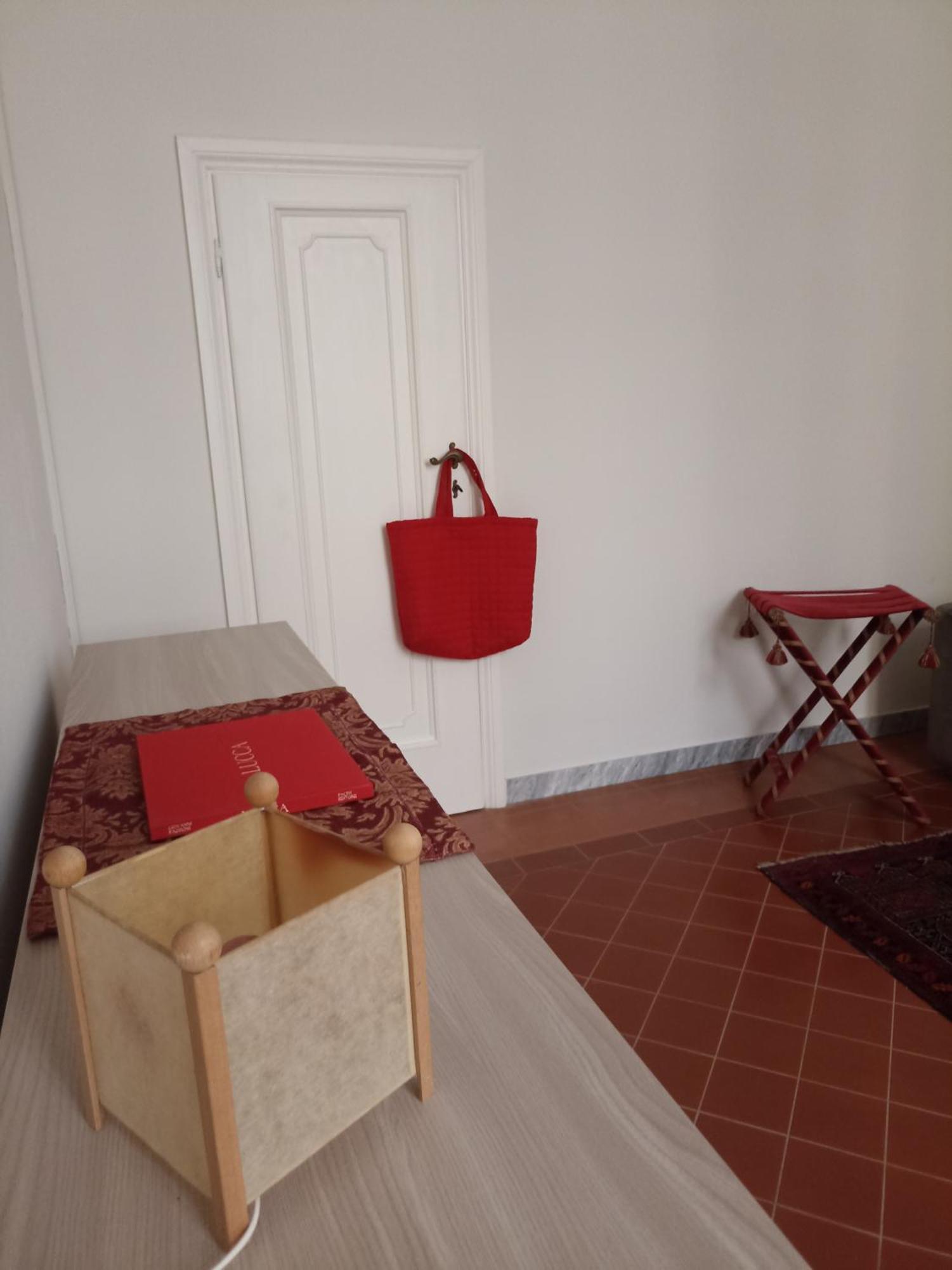 Gem In The City Center Of Lucca With Air Conditioning - Exclusive Ground Floor House Inside The Walls Close To Botanical Garden And Piazza San Martino Villa Exterior foto