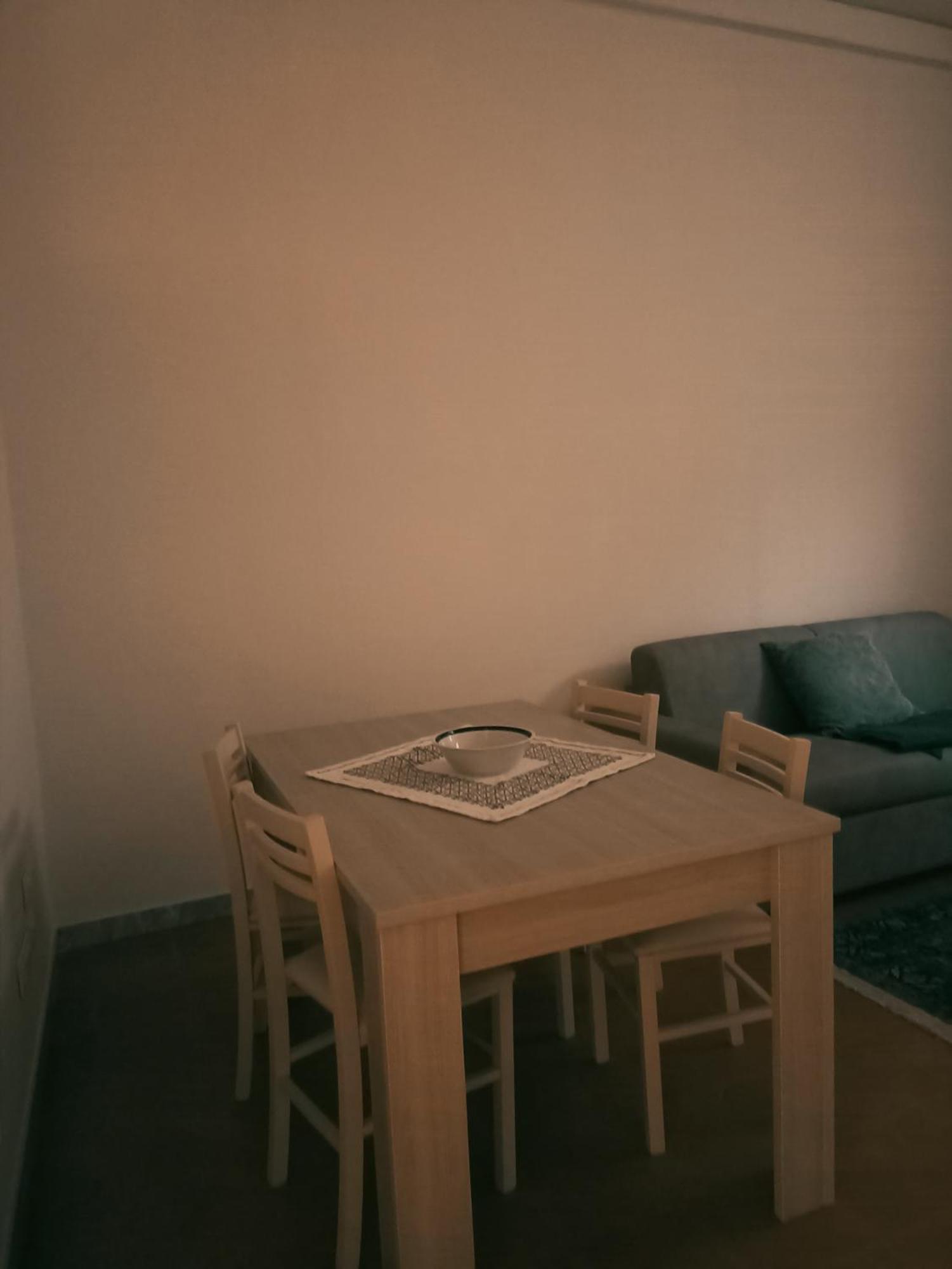 Gem In The City Center Of Lucca With Air Conditioning - Exclusive Ground Floor House Inside The Walls Close To Botanical Garden And Piazza San Martino Villa Exterior foto